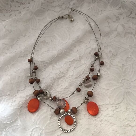 Simple and fun wire necklace - Picture 1 of 2